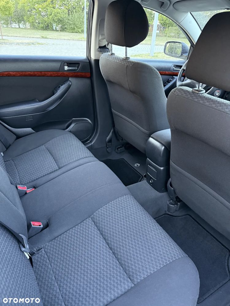 Toyota Avensis 2.0 VVT-i Automatik Executive - 10