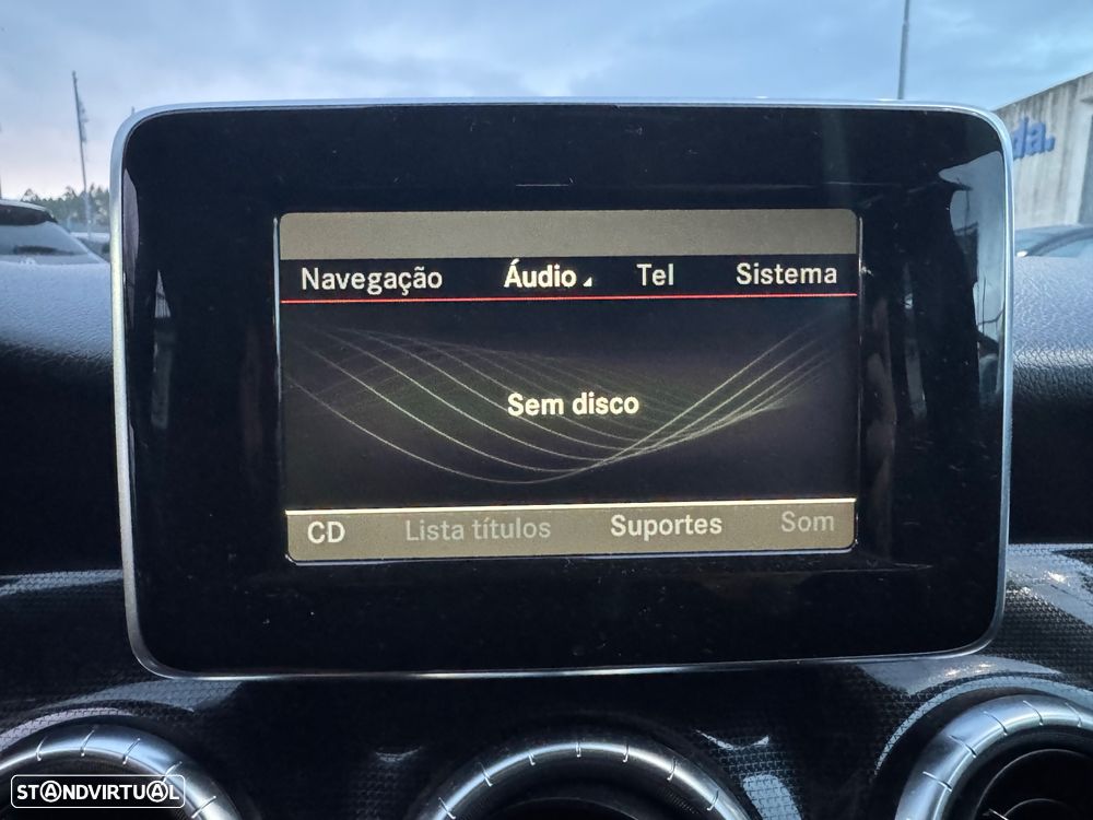 Mercedes-Benz CLA 220 d 7G-DCT Urban - 21