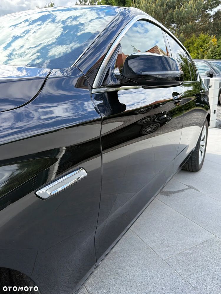 BMW 5GT 520d - 16