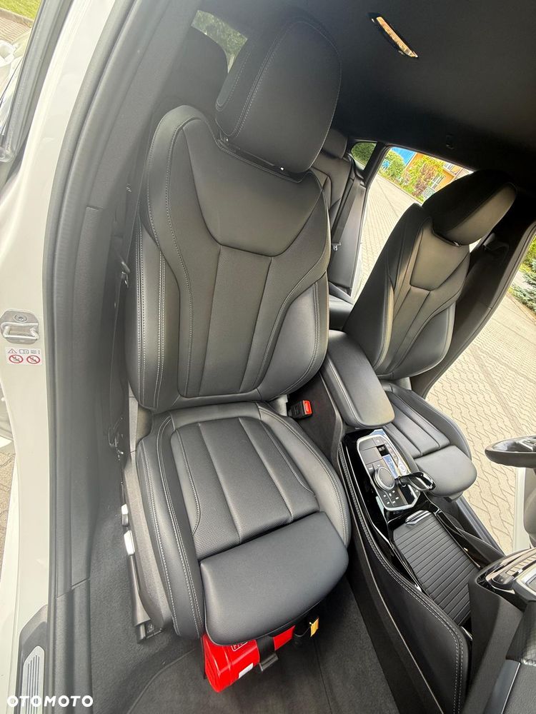 BMW X4 xDrive20i mHEV M Sport sport - 22