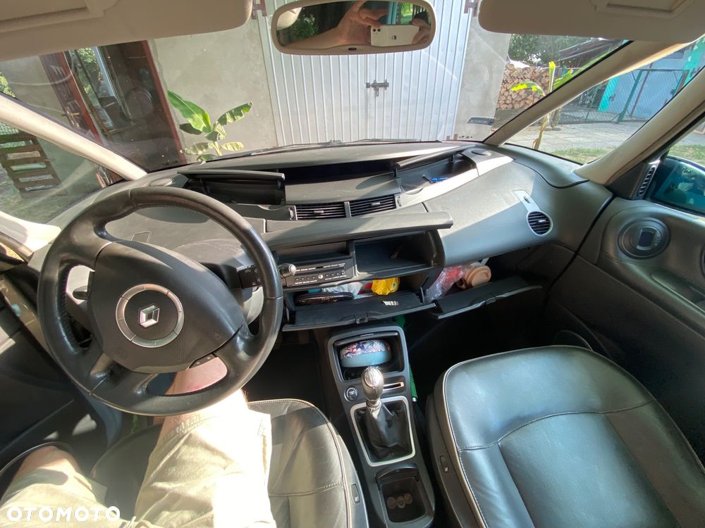 Renault Espace 2.0T Privilege - 10