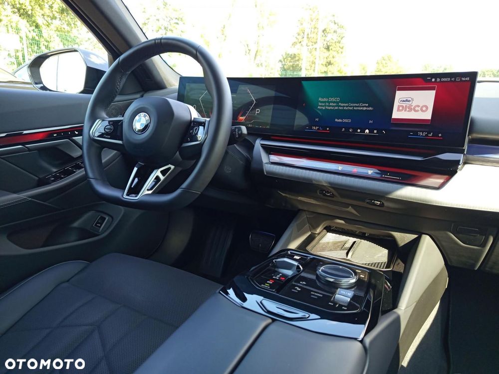 BMW Seria 5 - 12