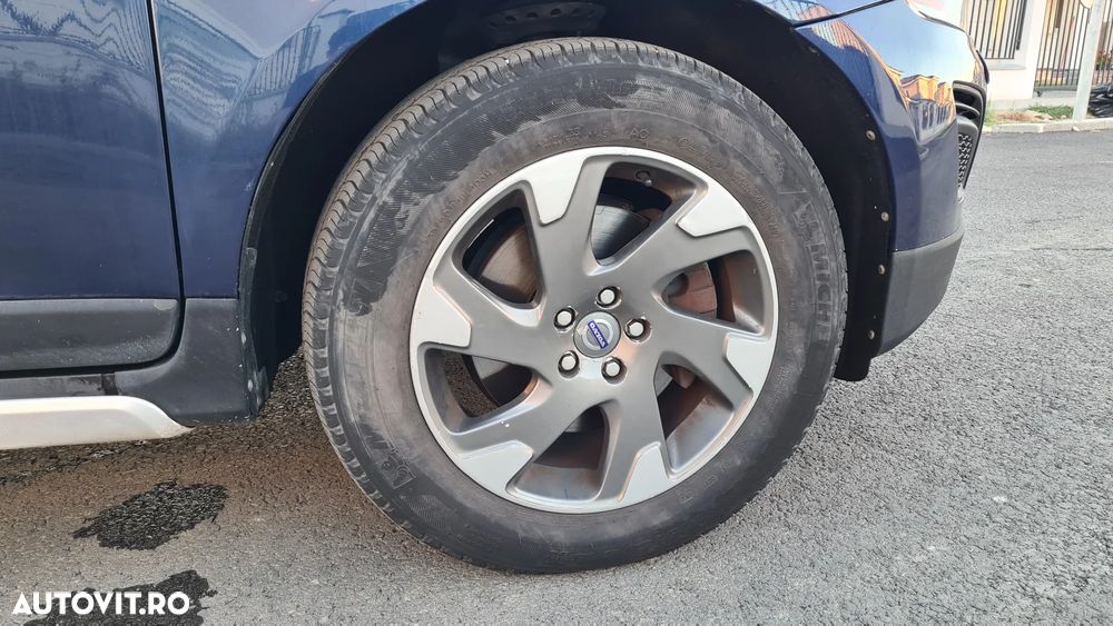 Volvo XC 60 D5AWD Ocean Race - 12