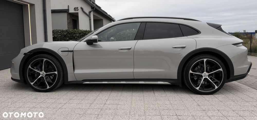 Porsche Taycan 105kWh 4 - 3
