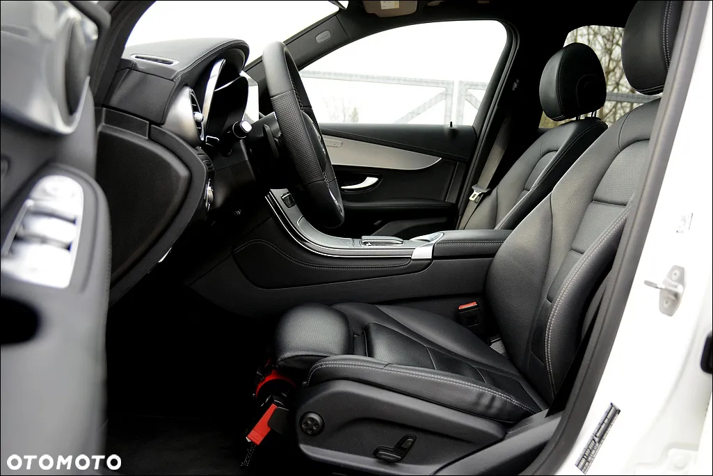 Mercedes-Benz GLC 200 d Business Edition - 20