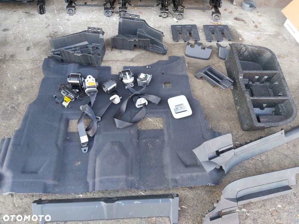 Toyota VERSO LIFT fotel przód kanapa tył pas przekładka van pasy 2 3 rząd - 7