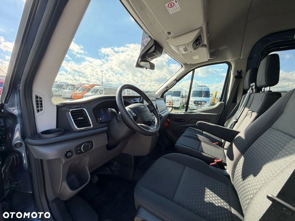 Ford Transit - 19