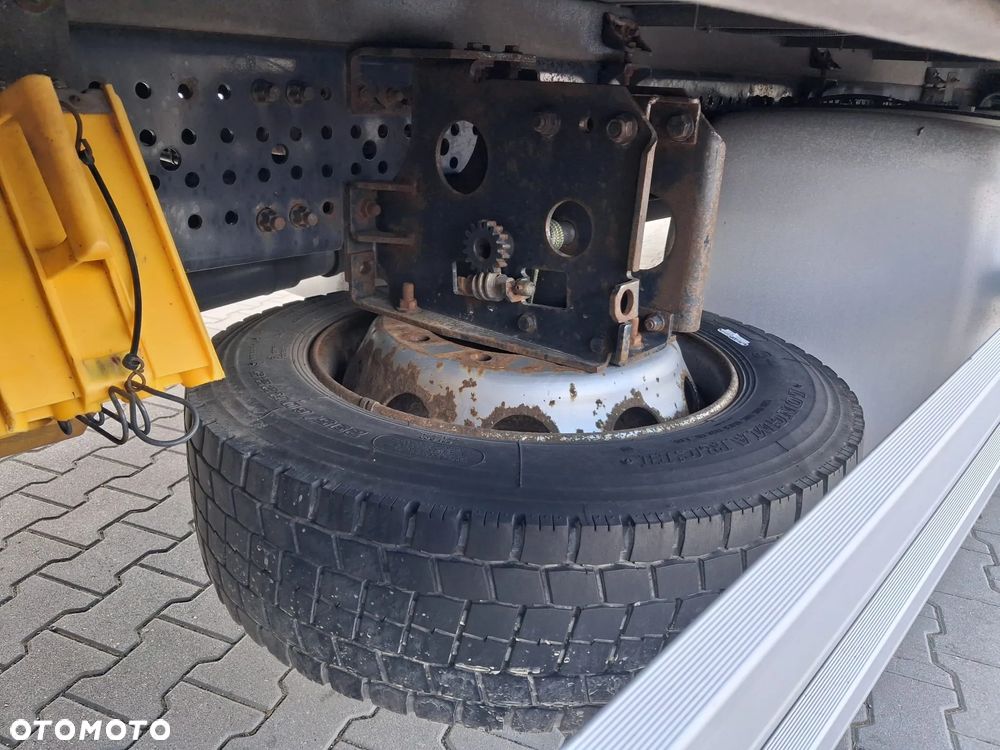 Mercedes-Benz Actros 1842 serwisowany ASO, winda - 9