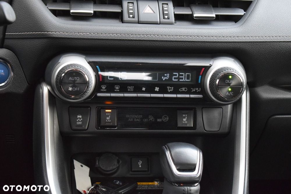 Toyota RAV4 2.5 Hybrid Comfort 4x2 - 11