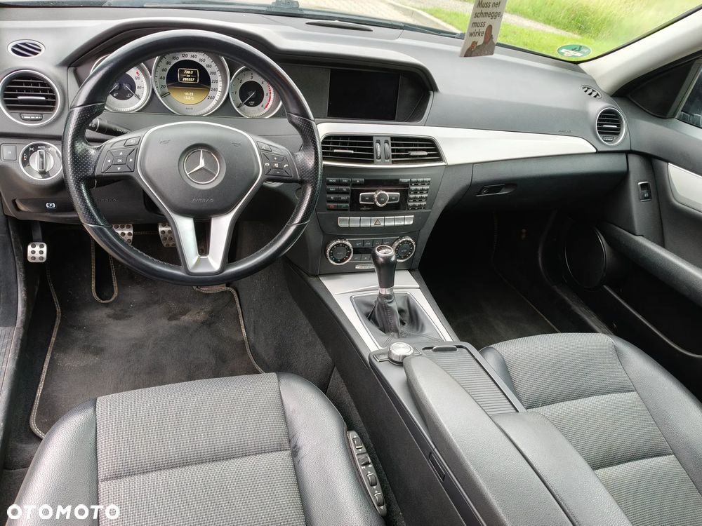 Mercedes-Benz Klasa C 200 CDI Avantgarde Edition - 10