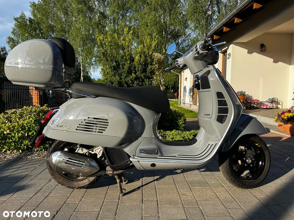 Vespa GTS - 7