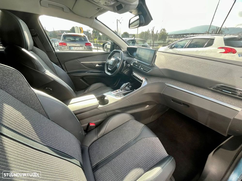 Peugeot 3008 1.2 PureTech Allure Pack EAT8 - 12