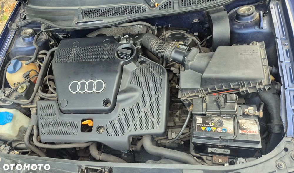 Audi A3 3-drzwiowe 1.6 Ambition - 7