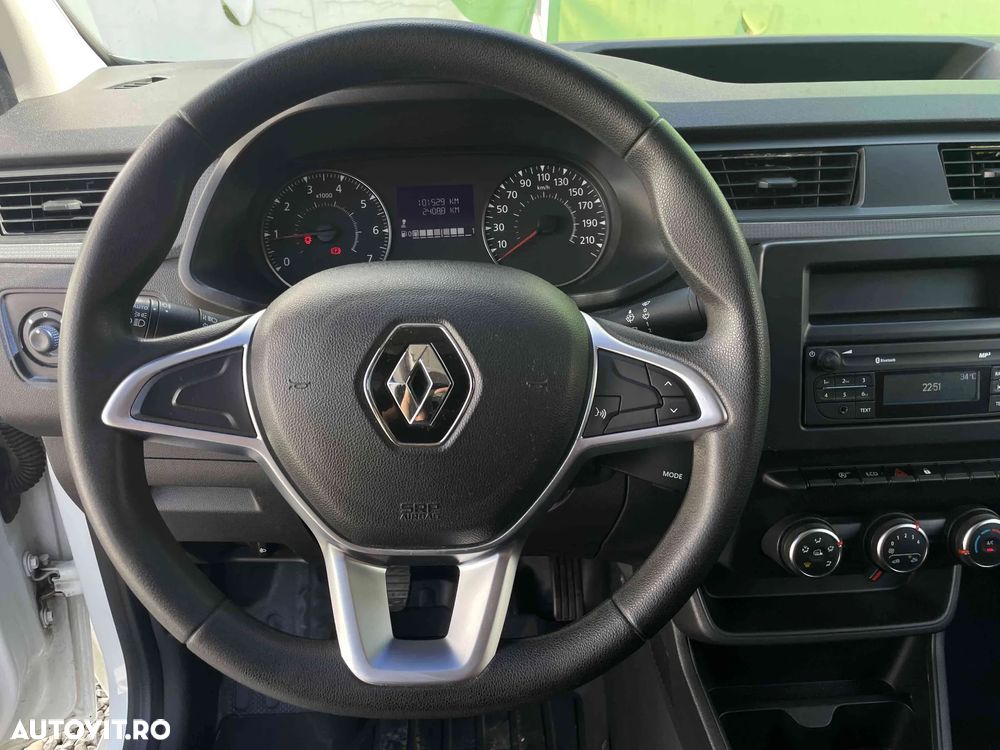 Renault Express - 9