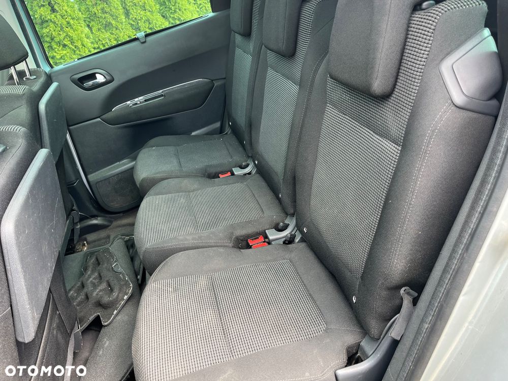 Peugeot 5008 HDI FAP 110 Platinum - 21