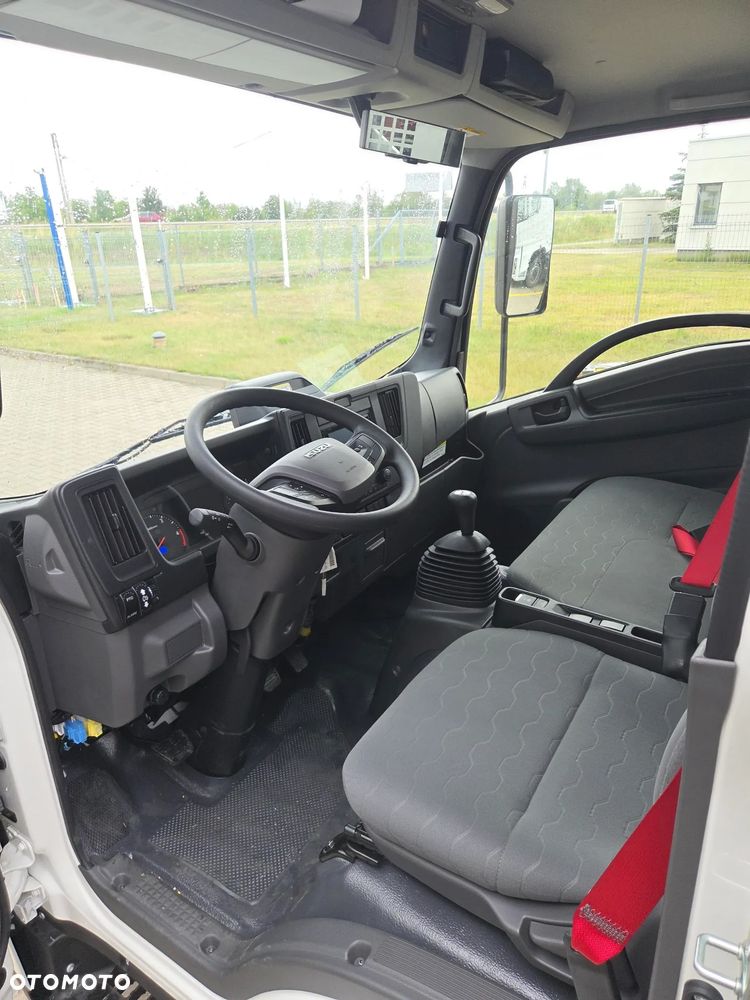 Isuzu M27 - 4