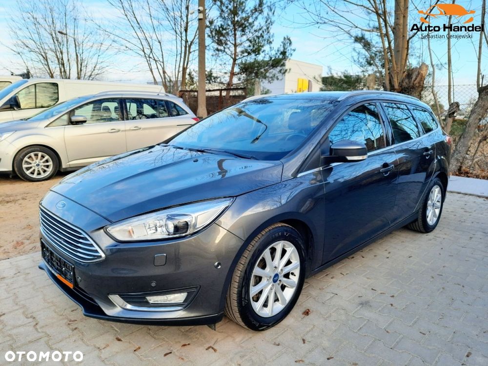 Ford Focus 1.5 EcoBoost STart-Stopp-System TITANIUM - 4