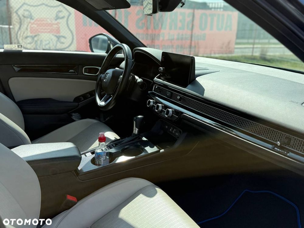 Honda Civic 1.5 i-VTEC Turbo CVT Prestige - 9