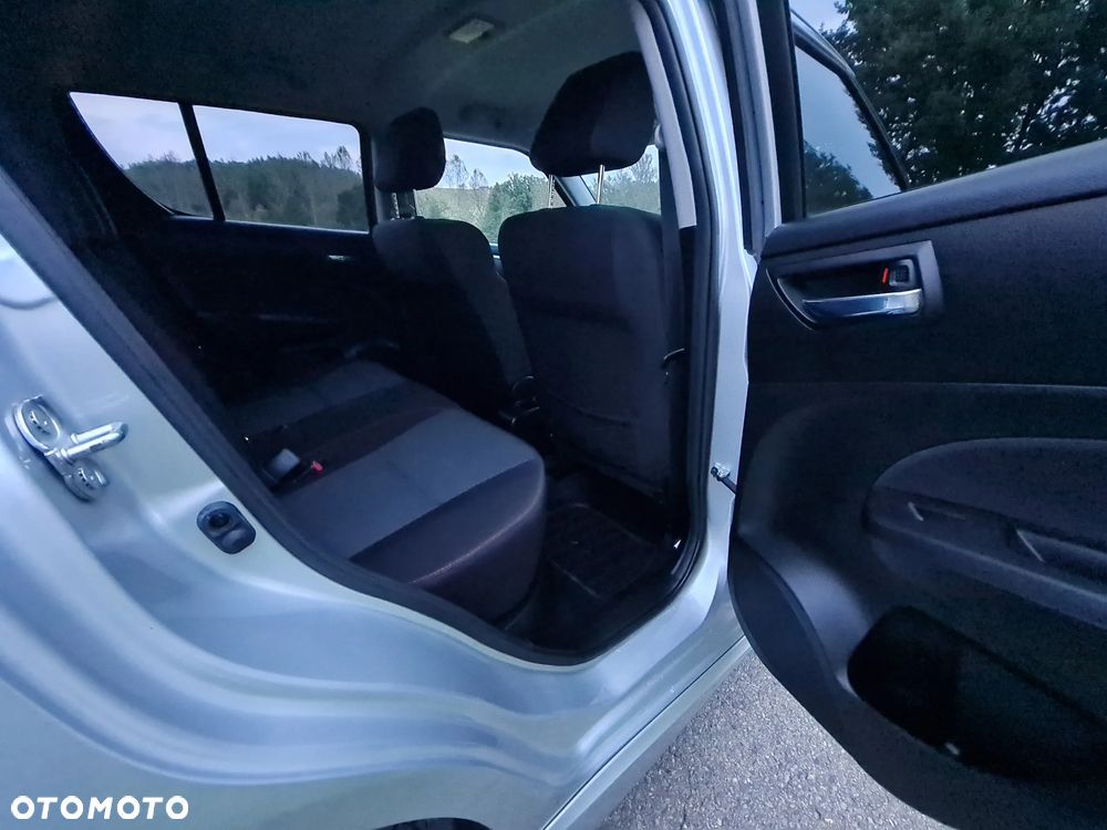 Suzuki Swift 1.6 Sport - 10