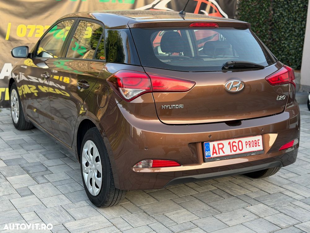 Hyundai i20 1.1 CRDi Comfort+ - 4