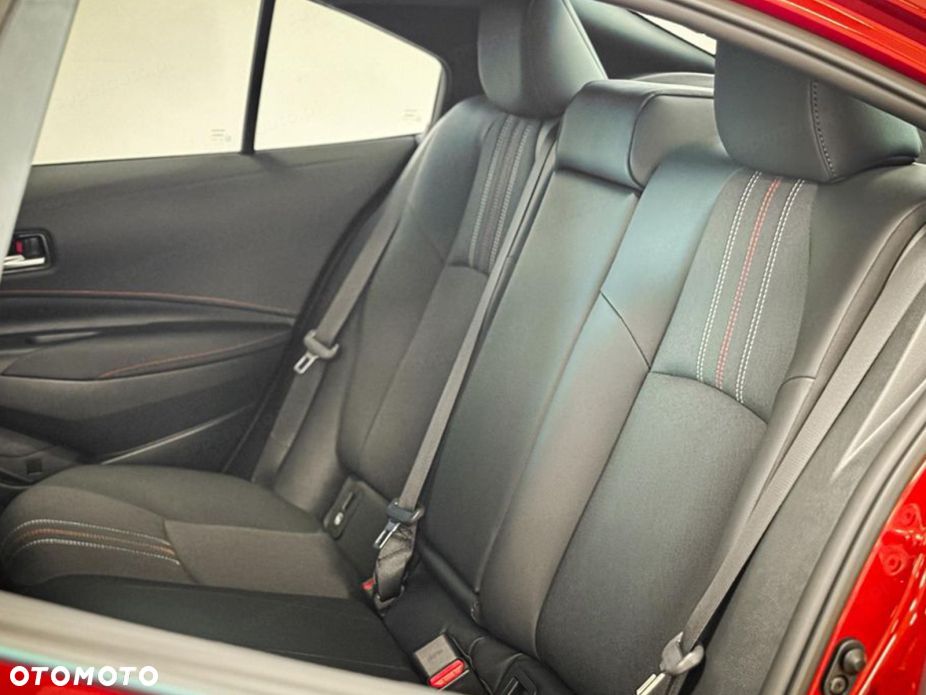 Toyota Corolla 1.8 Hybrid GR Sport - 13