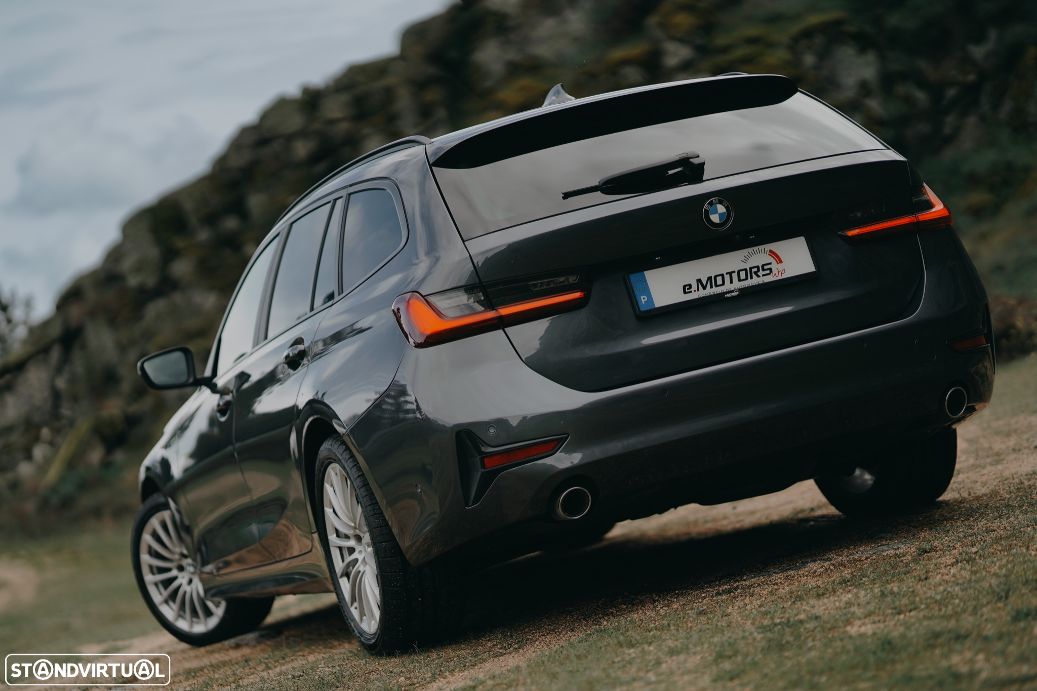 BMW 318 d Touring Auto - 4