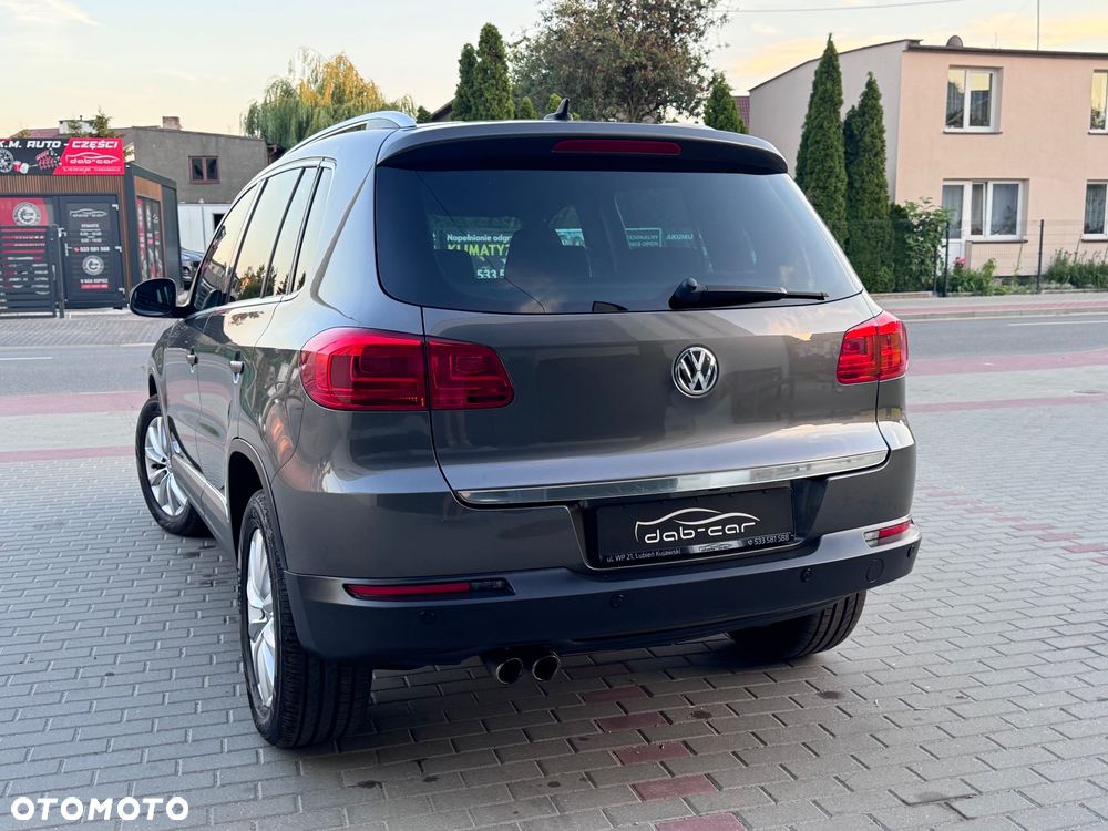 Volkswagen Tiguan 2.0 TDI DPF 4Motion BlueMotion Technology DSG Sport & Style - 23