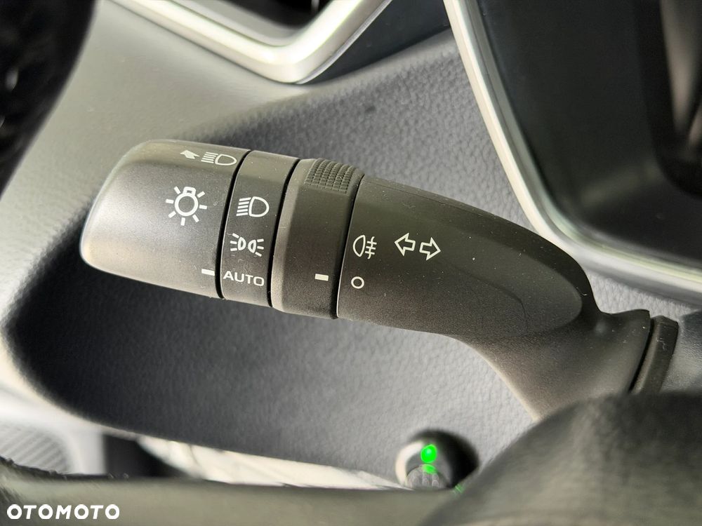 Toyota Corolla 1.8 Hybrid GPF Comfort - 14