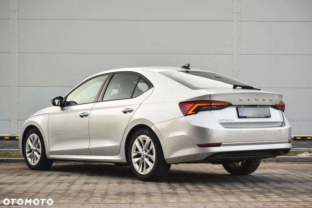 Skoda Octavia 1.5 TSI ACT Ambition - 11