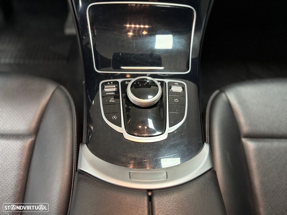 Mercedes-Benz C 200 - 12