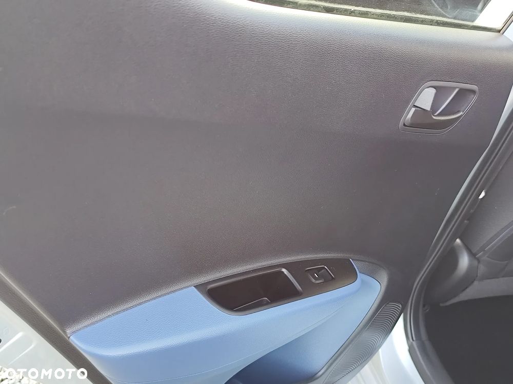 Hyundai i10 - 24