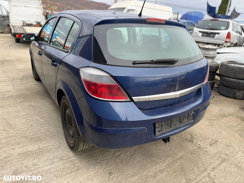 Dezmembrez Opel Astra H 2006 HATCHBACK 1.4i ,COD MOTOR : Z14XEP - 5