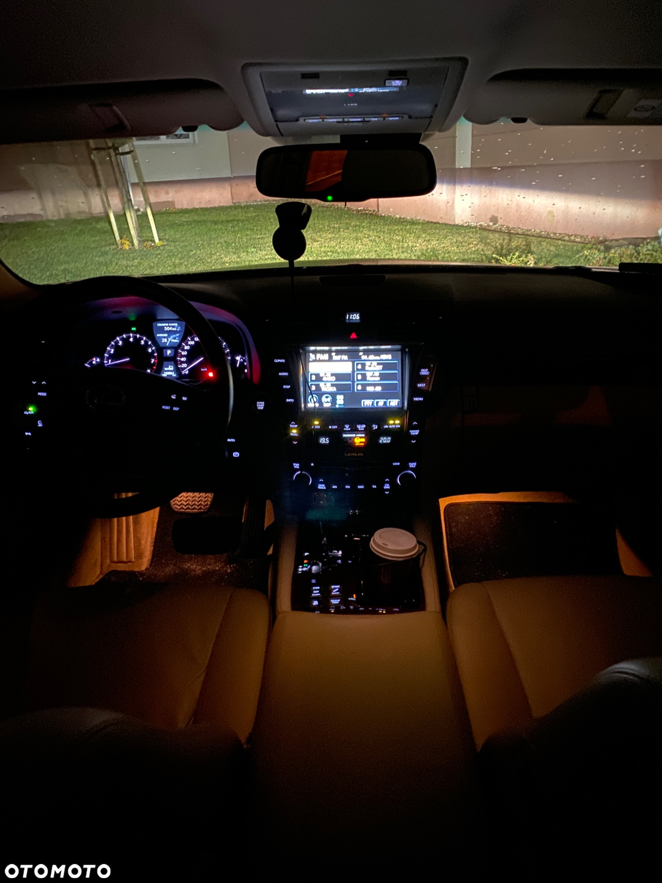 Lexus LS - 3