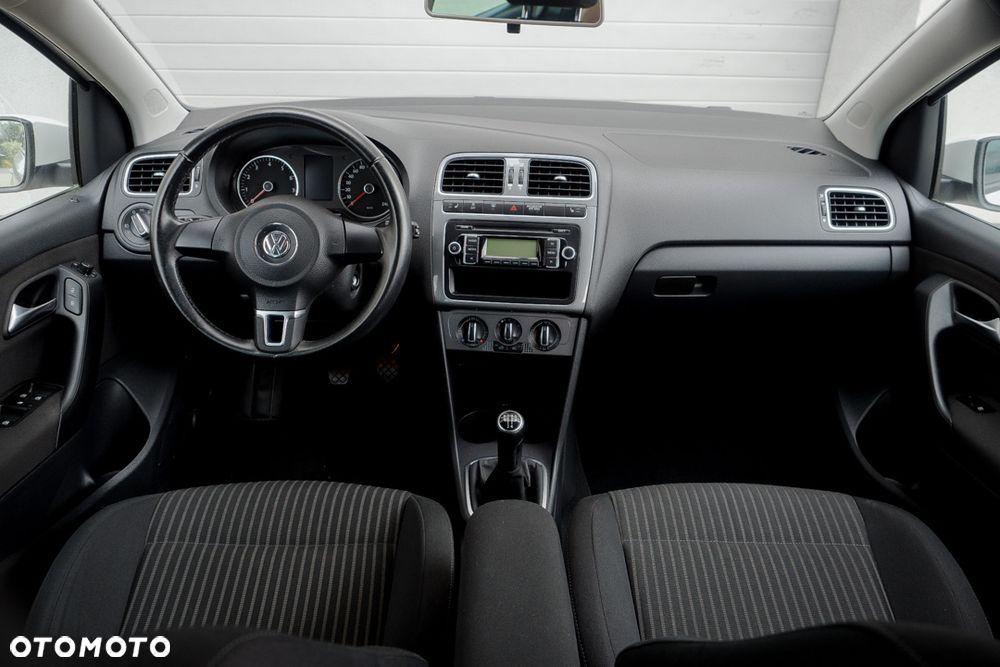 Volkswagen Polo 1.4 Highline - 29