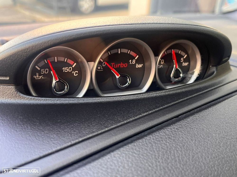 Ford Focus 2.5 T RS - 9