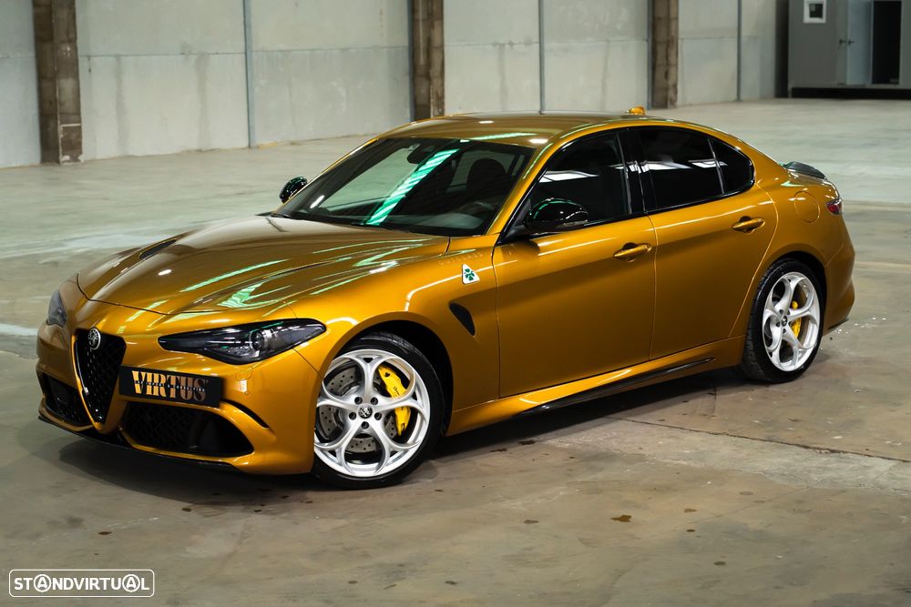 Alfa Romeo Giulia 2.9 V6 Bi-Turbo AT8 Quadrifoglio - 10