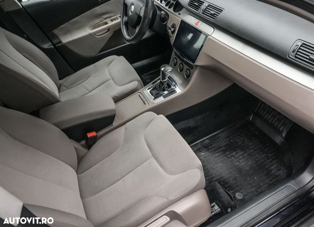 Volkswagen Passat Variant 2.0 TDI Highline DPF DSG - 12