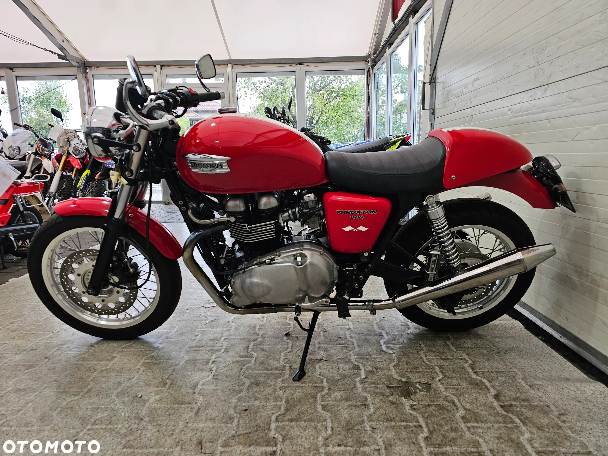 Triumph Thruxton - 10