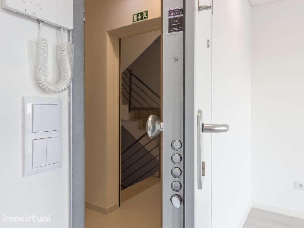 T3 em Construção em Santa Marta - Suíte, Garagem e Localização Premium - Grande imagem: 3/17