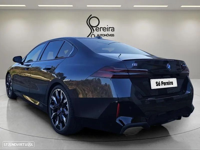 BMW i5 eDrive40 Pack Desportivo M Pro - 9