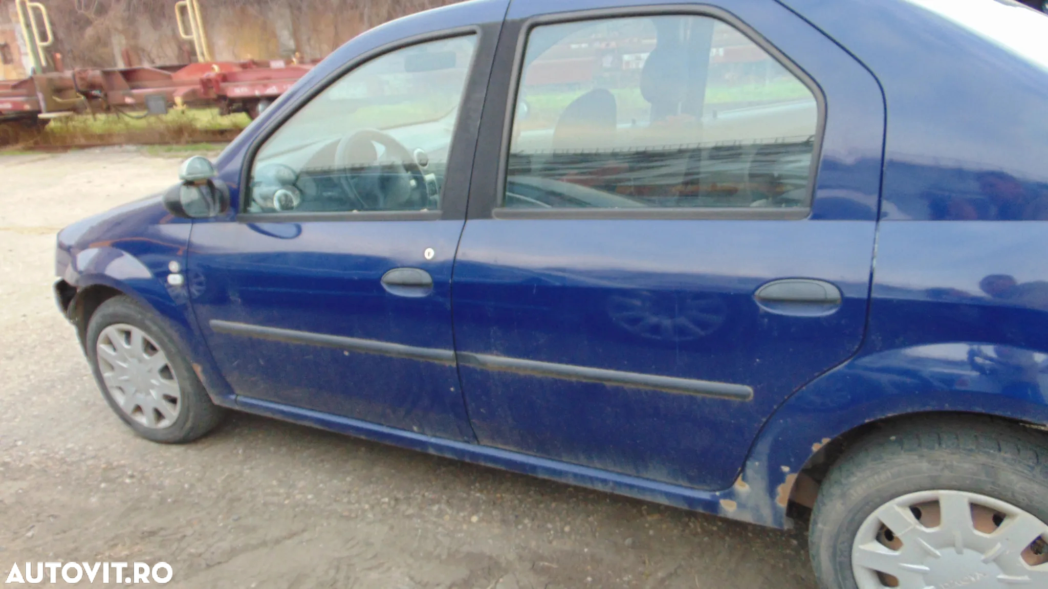 Bara fata,capota,faruri,radiatoare,usi,aripi,macarale de Dacia Logan an 2006 - 8