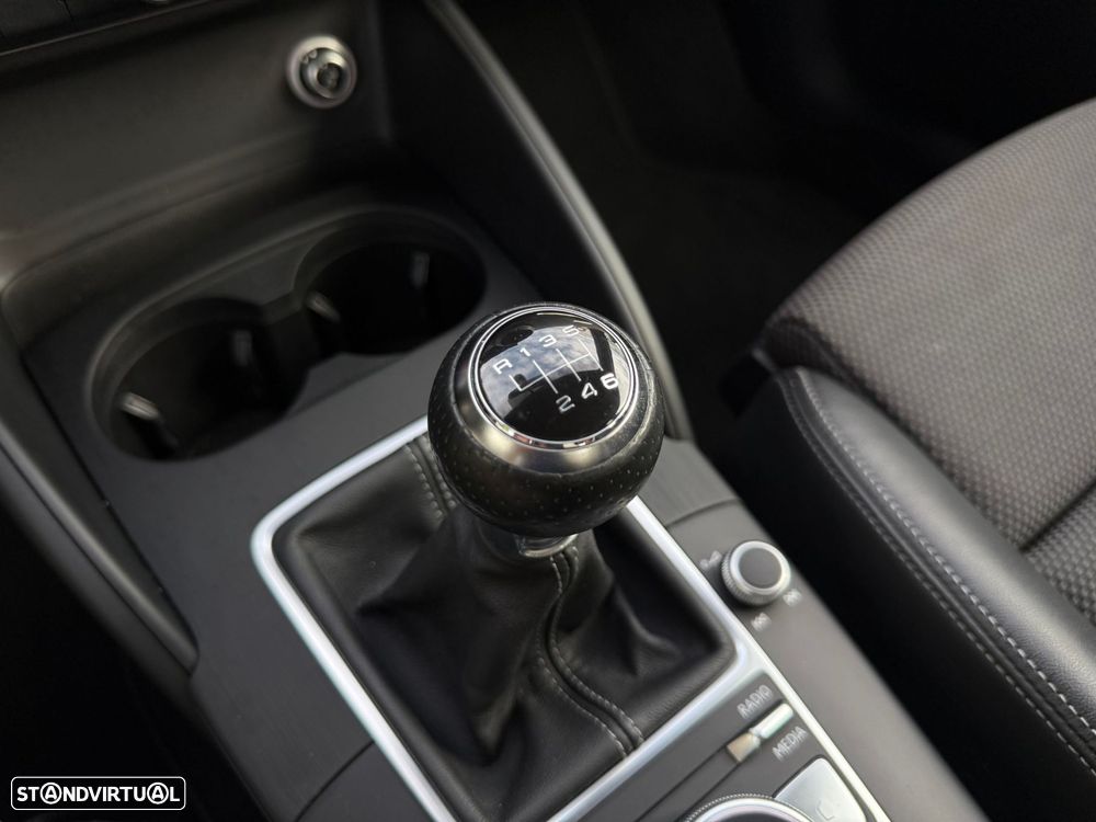 Audi A3 Limousine 1.6 TDI S-line - 45