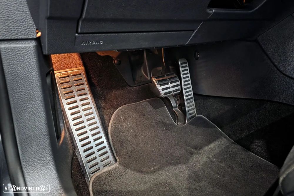 VW Golf 2.0 TSi GTI DSG - 21