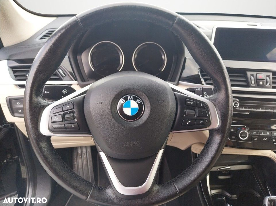 BMW X1 - 10