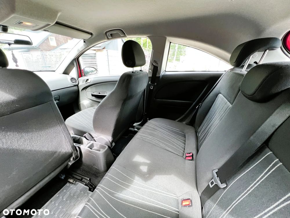 Opel Corsa - 8