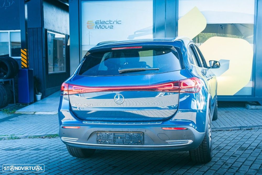 Mercedes-Benz EQA 250+ - 15