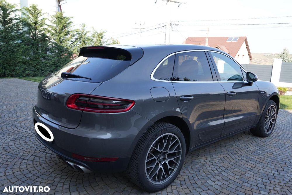 Porsche Macan - 2