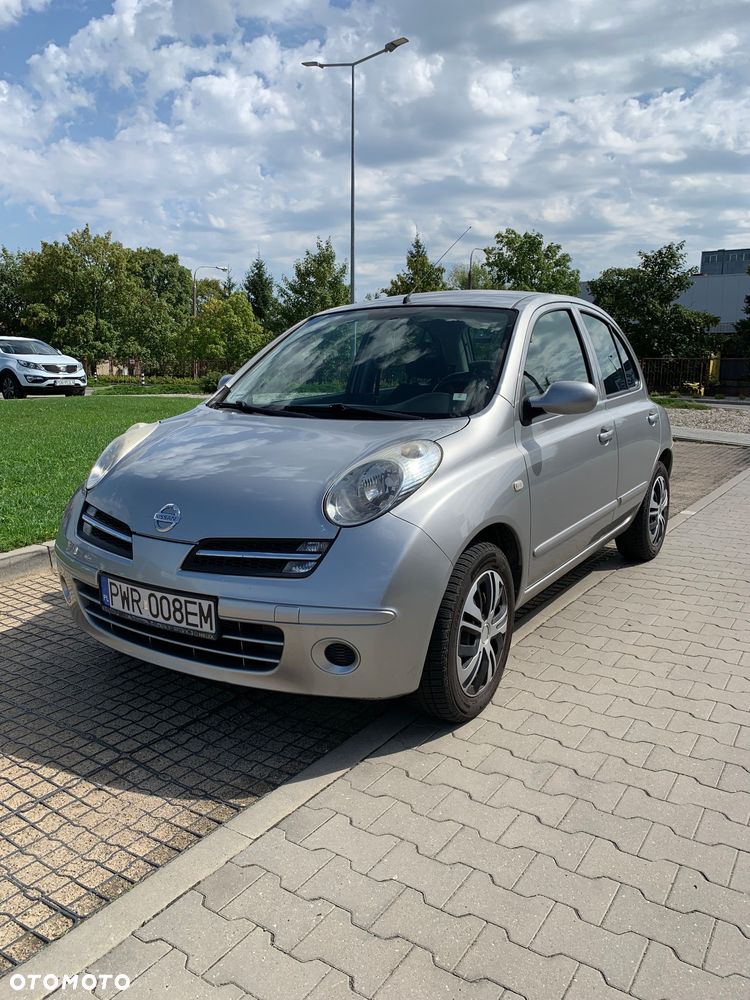 Nissan Micra - 1