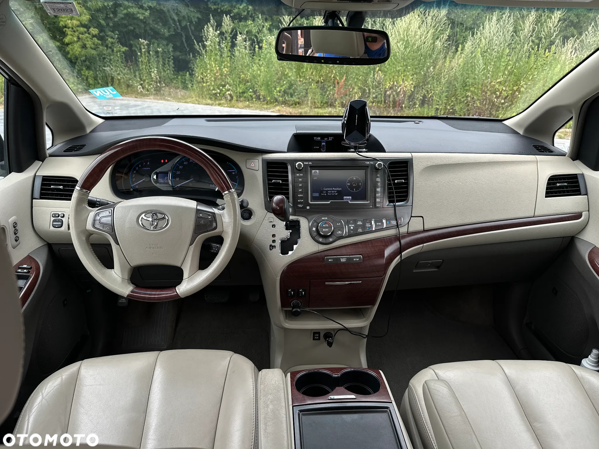 Toyota Sienna - 20