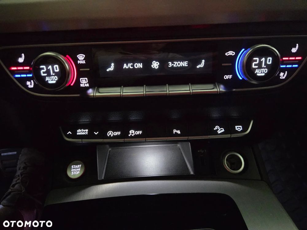 Audi SQ5 Sportback - 26